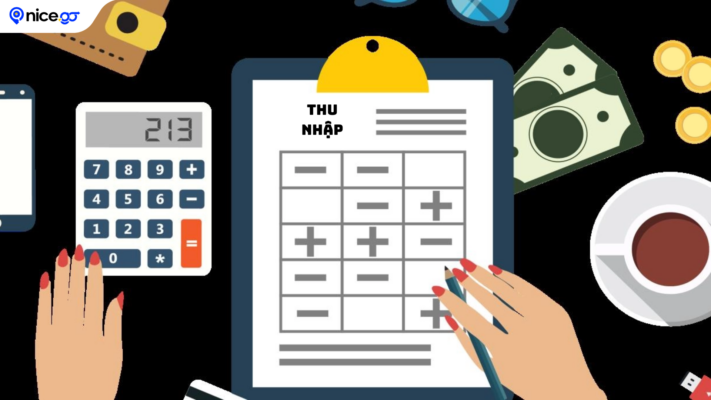 Tính toán thu nhập thực tế cho tài xế xe công nghệ với máy tính và tiền mặt